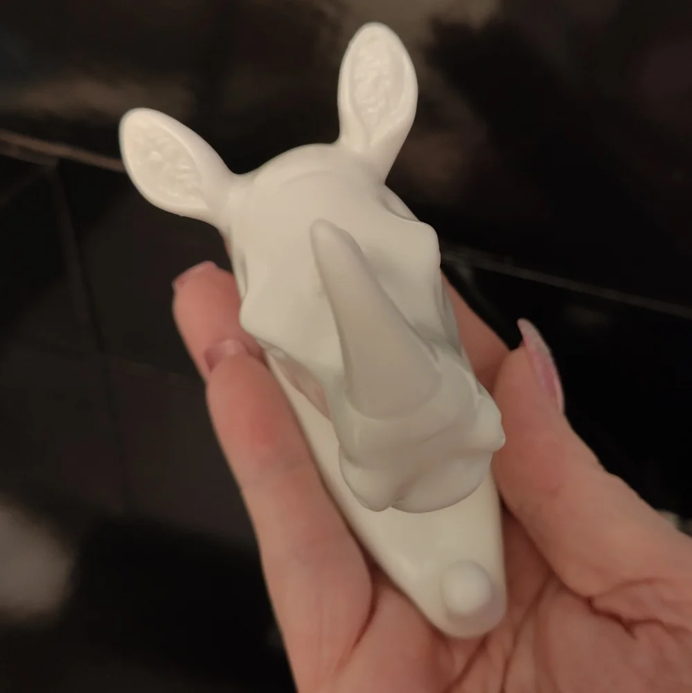 Decorative Glossy White Rhino Head PVC Wall Hook
